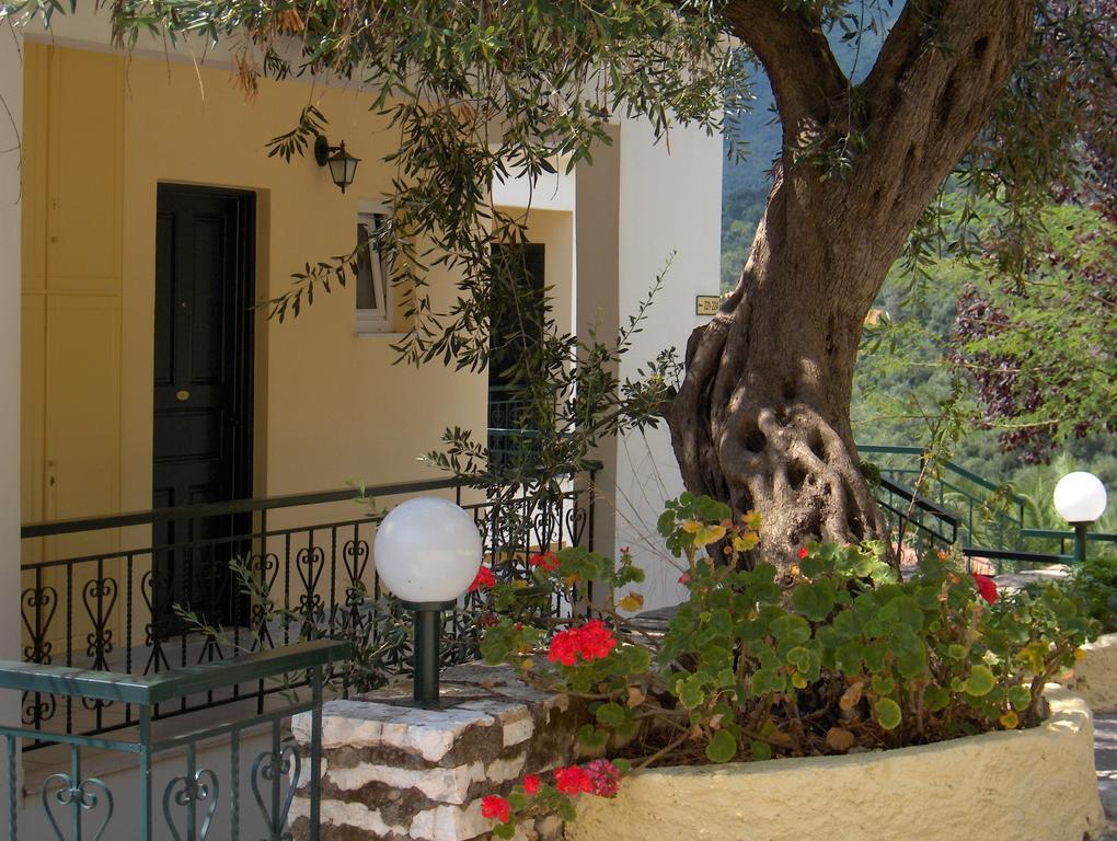 Marilena Hotel Ипсос Екстериор снимка