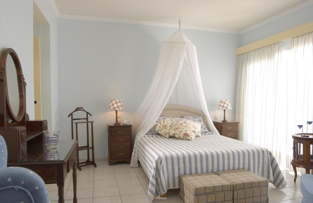 Marilena Hotel Ипсос Стая снимка